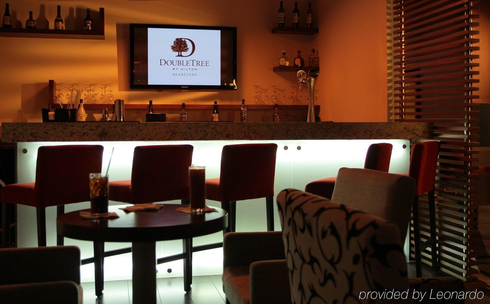 Отель Doubletree By Hilton Керетаро Экстерьер фото